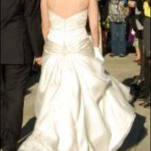 Wedding dress
